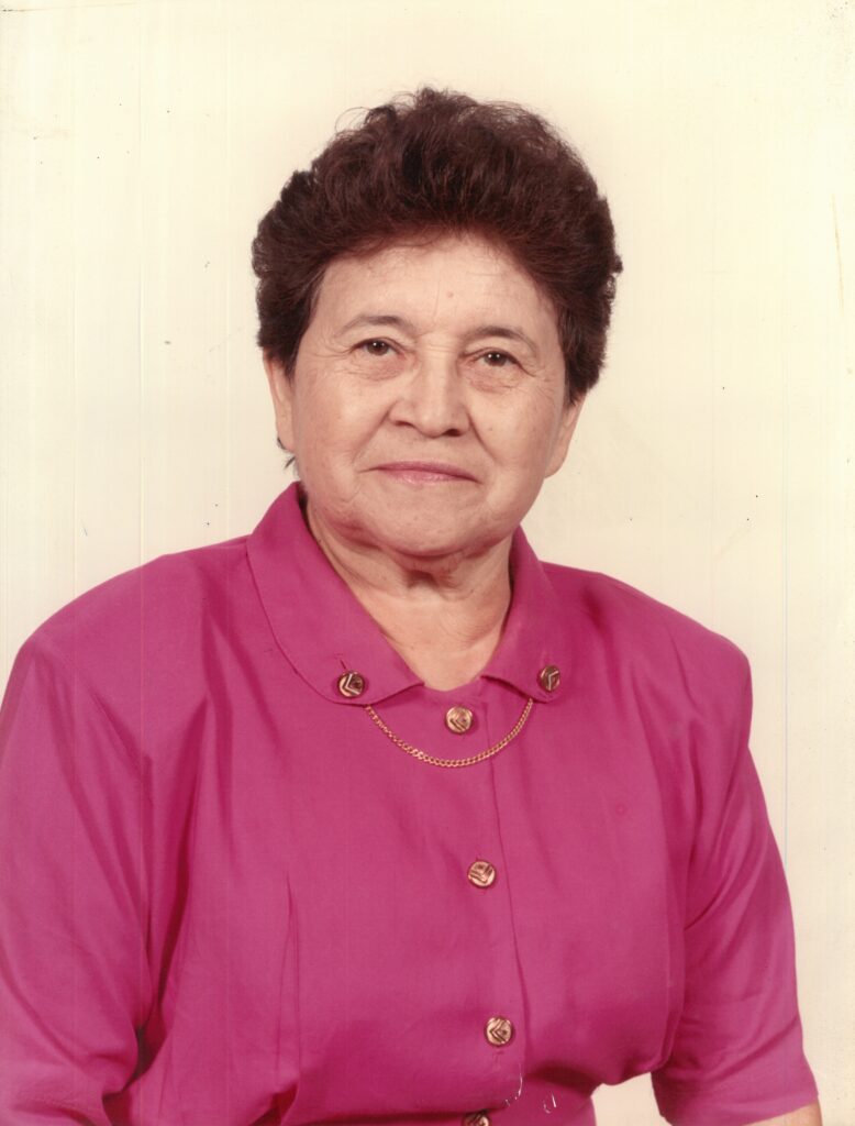 Lopez, Zoila